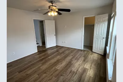 7042 Plum Creek Terrace Lane, Houston, TX 77087 - Photo 12