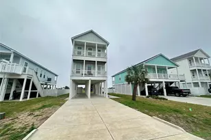 2503 103rd St, Galveston, TX 77554 - Photo 2