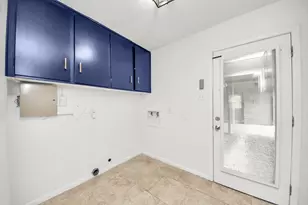 4038 Mischire Dr, Houston, TX 77025 - Photo 32