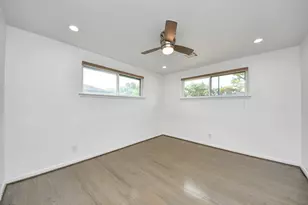 4038 Mischire Dr, Houston, TX 77025 - Photo 20