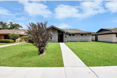 4038 Mischire Drive, Houston, TX 77025 - Photo 40