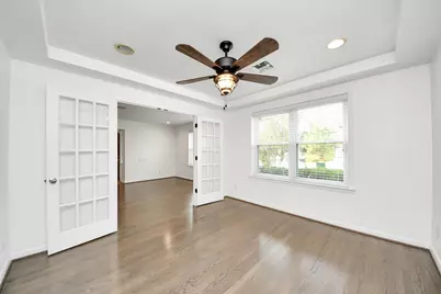 4038 Mischire Drive, Houston, TX 77025 - Photo 6