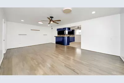 4038 Mischire Drive, Houston, TX 77025 - Photo 10
