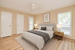 10211 Sugar Branch Dr, Houston, TX 77036 - Photo 12