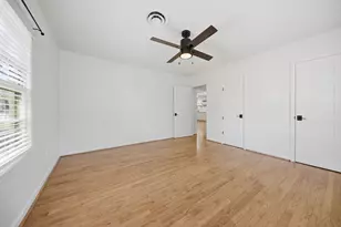 104 E Nichols St, Bellville, TX 77418 - Photo 14