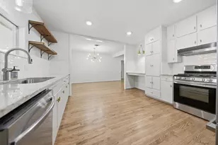 104 E Nichols St, Bellville, TX 77418 - Photo 8