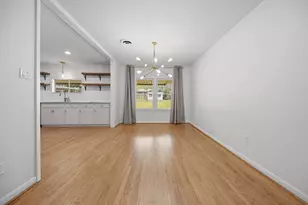 104 E Nichols St, Bellville, TX 77418 - Photo 10