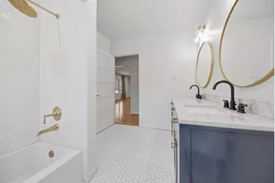 104 E Nichols Street, Bellville, TX 77418 - Photo 16