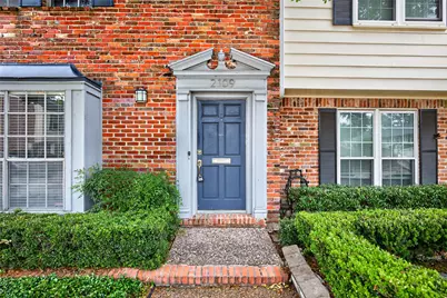 2109 Lander Lane #79, Houston, TX 77057 - Photo 4