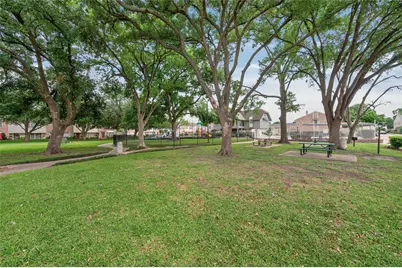2109 Lander Lane #79, Houston, TX 77057 - Photo 32