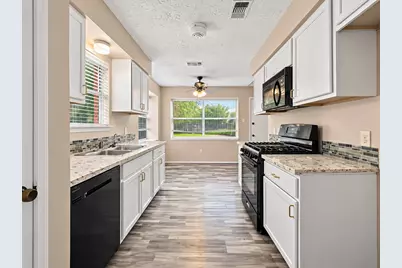 17323 Camberwell Green Lane, Houston, TX 77070 - Photo 8
