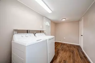 307 Gale St, Houston, TX 77009 - Photo 10