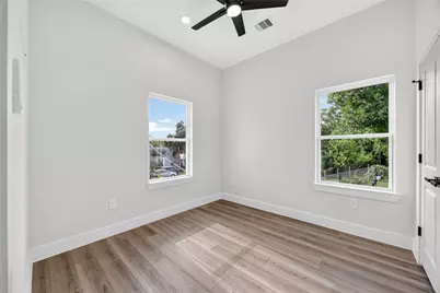 7930 Jester Street #A-B, Houston, TX 77051 - Photo 16