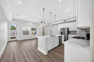 7930 Jester St, Houston, TX 77051 - Photo 12