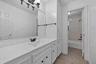 169 April Cove, Montgomery, TX 77356 - Photo 6