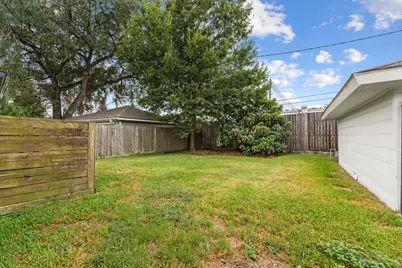 9206 Kapri Lane, Houston, TX 77025 - Photo 32