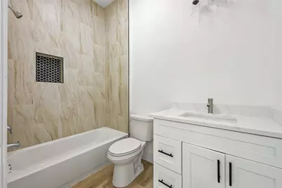 8123 Betty Boop Street #A/B, Houston, TX 77028 - Photo 10