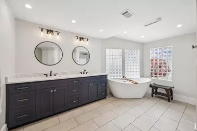 1307 Marshall Street, Houston, TX 77006 - Photo 12