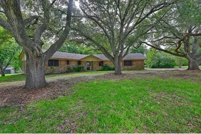 915 Farmers Road, Brenham, TX 77833 - Photo 16