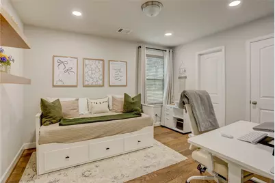 823 W 24th Street, Houston, TX 77008 - Photo 28
