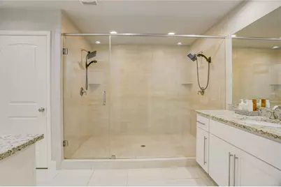 823 W 24th Street, Houston, TX 77008 - Photo 26