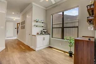823 W 24th St, Houston, TX 77008 - Photo 18