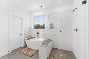 7811 Amelia Rd, Houston, TX 77055 - Photo 16