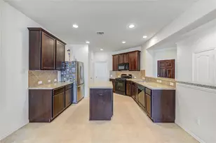 5103 Dartmoor Ridge Trail, Houston, TX 77066 - Photo 4