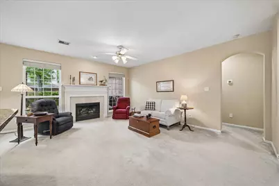 30 N Dragonwood Place, The Woodlands, TX 77381 - Photo 12