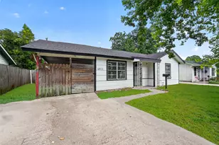 4813 Brinkley St, Houston, TX 77033 - Photo 2