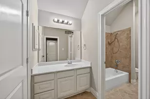 28902 Davenport Dr, Katy, TX 77494 - Photo 36