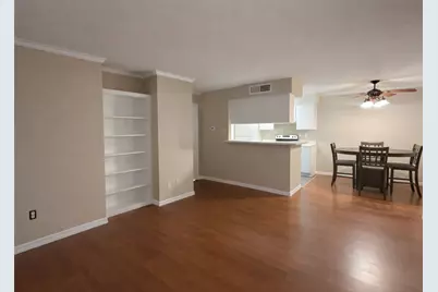 12905 Woodforest Boulevard #305, Houston, TX 77015 - Photo 6