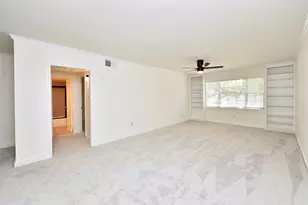 2600 Bellefontaine St, Houston, TX 77025 - Photo 24