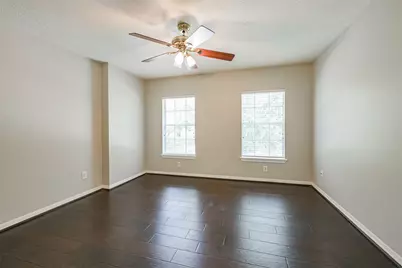 3223 Pleasant Cove Court, Houston, TX 77059 - Photo 24