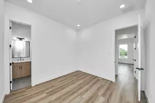 6949 Foster St, Houston, TX 77021 - Photo 30