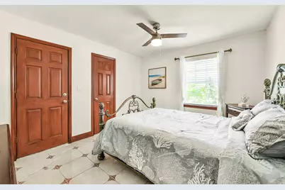 2417 Gerol Drive, Galveston, TX 77551 - Photo 22