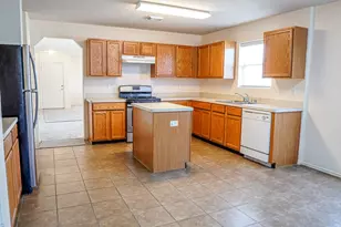19131 Prairie Bluff Dr, Cypress, TX 77433 - Photo 8