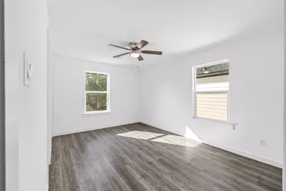 7123 Bywood Street, Houston, TX 77028 - Photo 18