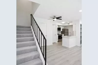 2800 Jeanetta Street #2402, Houston, TX 77063 - Photo 2