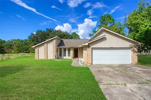 22516 Pebble Beach Way, Huntsville, TX 77320 - Photo 2
