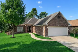 3535 Bayou Forest Dr, La Porte, TX 77571 - Photo 2