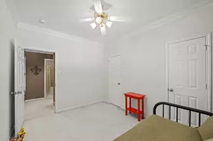 2446 Plantation Bend Dr, Sugar Land, TX 77478 - Photo 20