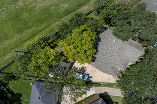 2446 Plantation Bend Dr, Sugar Land, TX 77478 - Photo 40