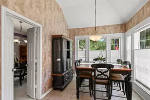 2446 Plantation Bend Dr, Sugar Land, TX 77478 - Photo 8