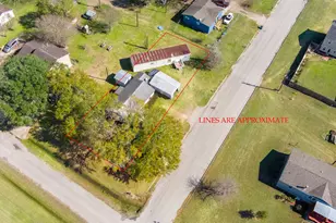 646 Baker St, Hempstead, TX 77445 - Photo 16