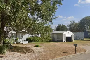 646 Baker St, Hempstead, TX 77445 - Photo 4