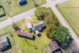 646 Baker St, Hempstead, TX 77445 - Photo 18