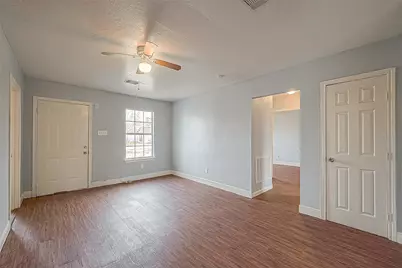 4006 Sunflower Street, Houston, TX 77051 - Photo 2