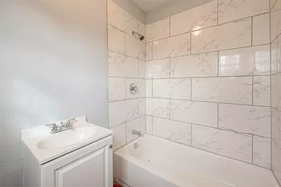 4006 Sunflower Street, Houston, TX 77051 - Photo 12