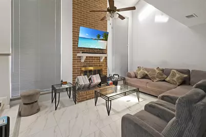 13798 Hollowgreen Drive #305, Houston, TX 77082 - Photo 2